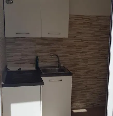 Le Biancasette Apartman *