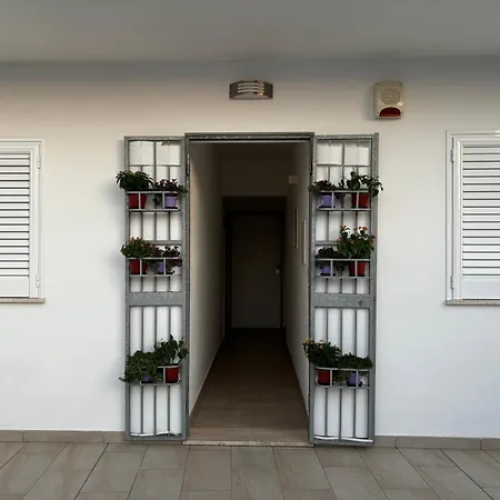 Marcochiaralastrea Apartment